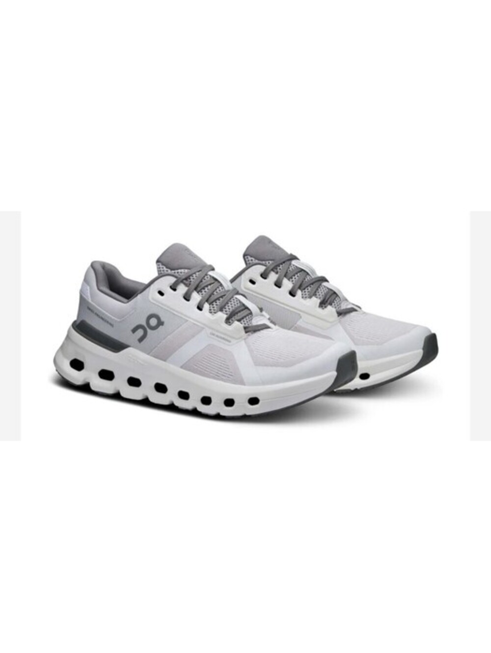 NIB Women’s Size 8 Cloud Runner Two Frost/White Free Shipping